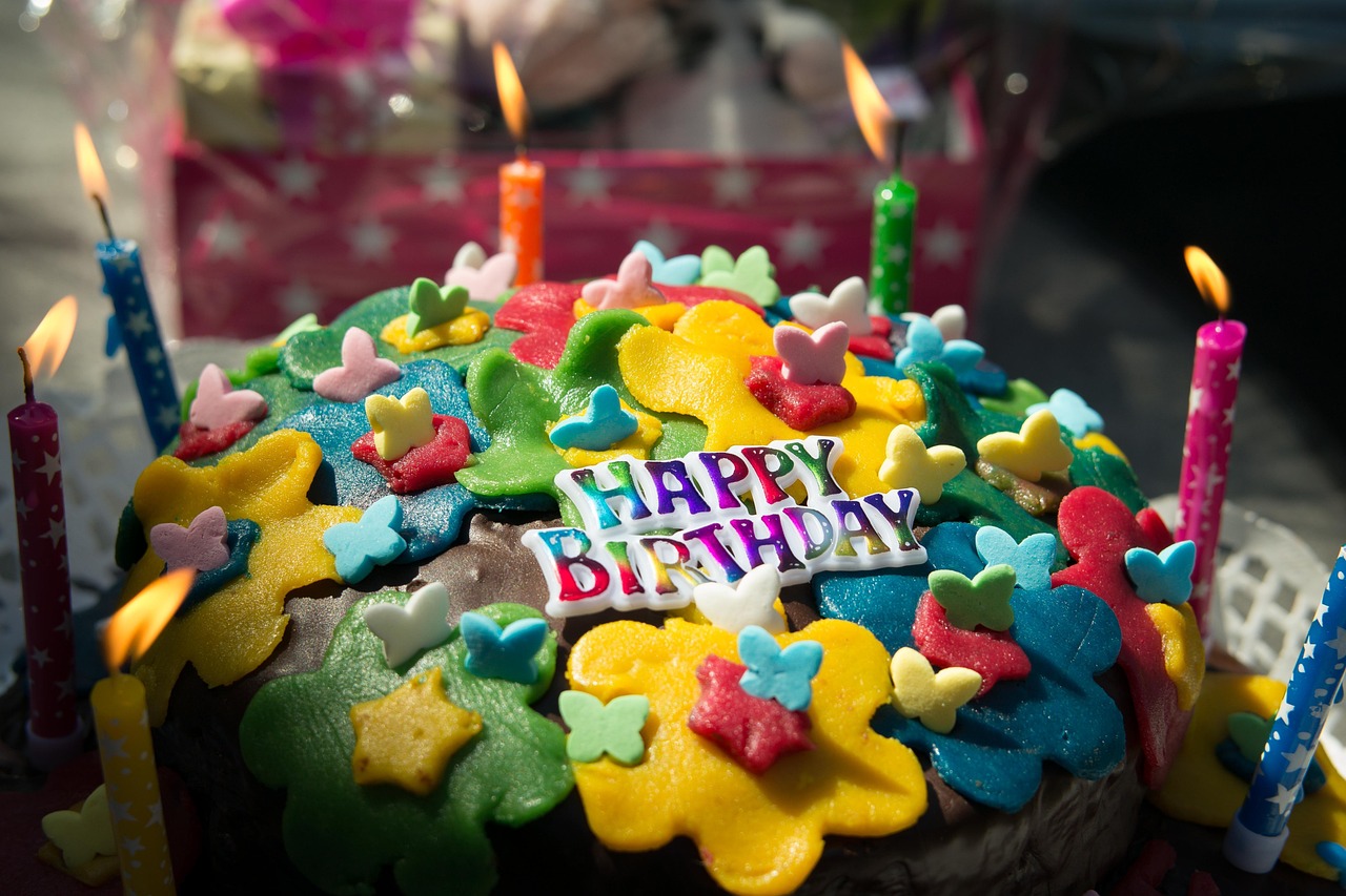 Comment organiser un anniversaire adulte mémorable : idées et animation